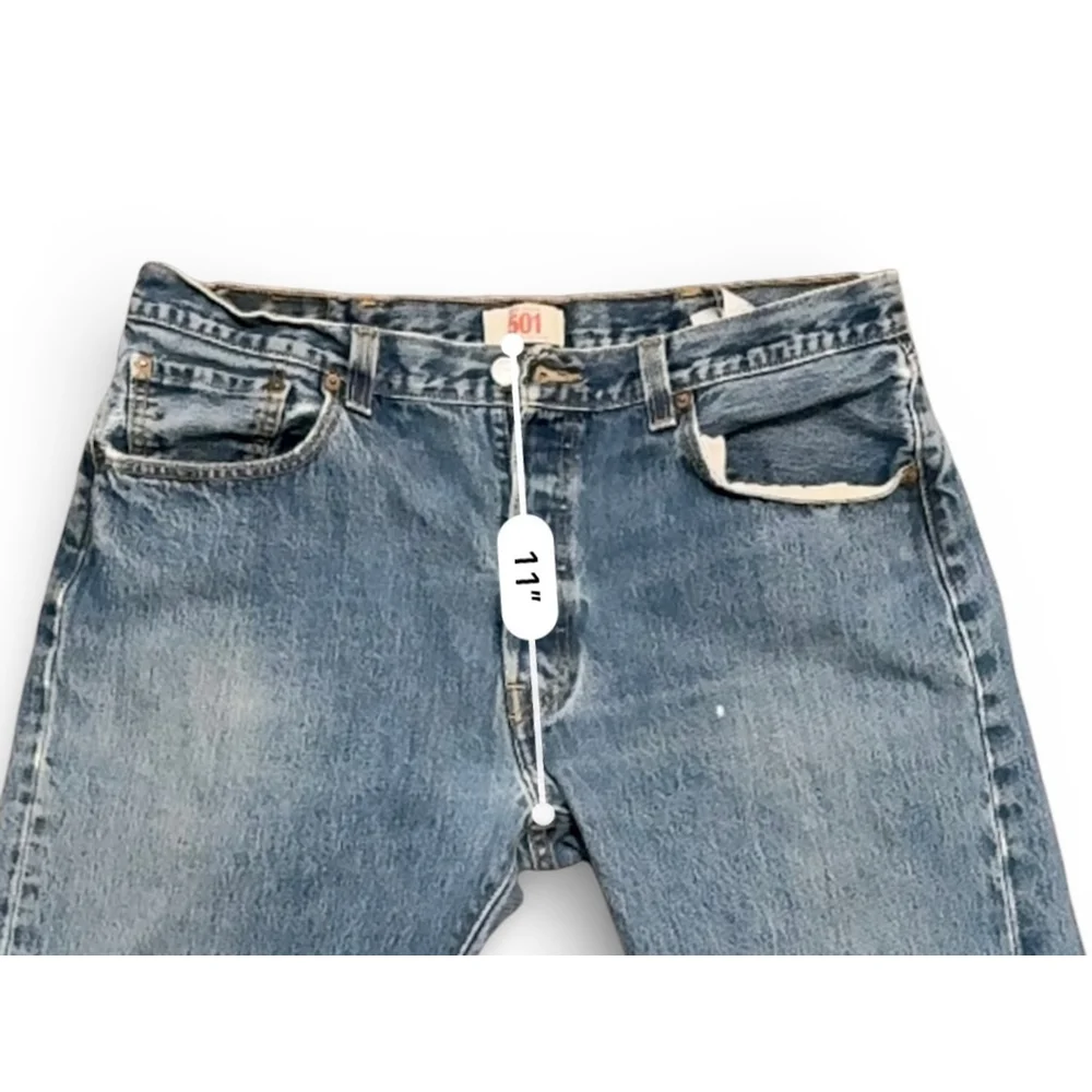 Vintage Y2K Levi’s Men’s 501 Straight Leg Med Wash 38x30 Button Fly Distressed - Picture 6 of 12
